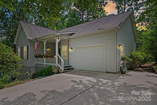 113 Fox Cross Drive