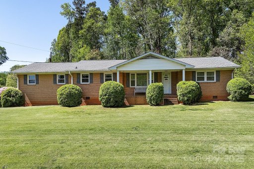 2218 Woodcrest Drive