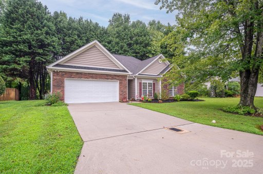 1638 Iverness Court