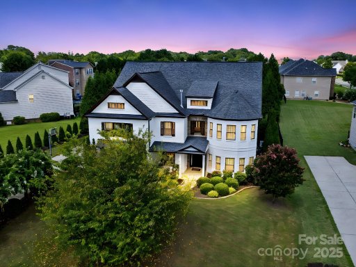 1402 Wynhurst Drive