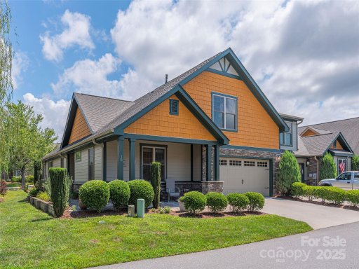 10 Holland Mountain View