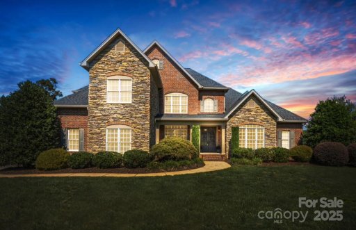 734 Cedar Hill Drive