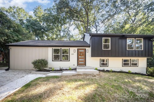 6811 Rollingridge Drive