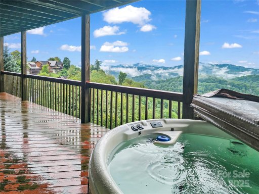 161 Scenic Wolf Drive