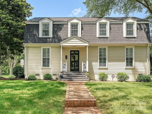 5801 Bellechasse Street