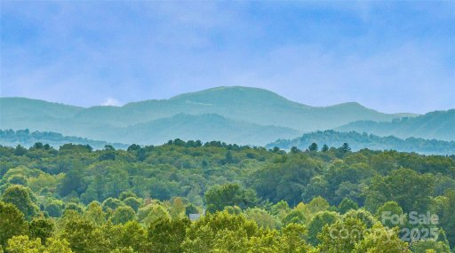 565 Walnut Valley Parkway