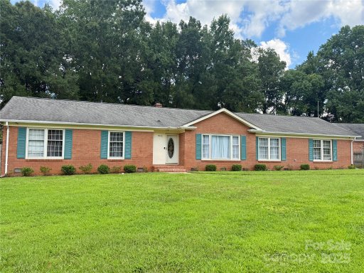 7632 Rolling Hill Road