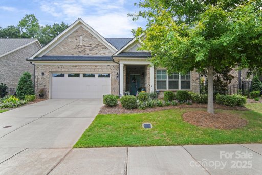 5256 Courtyard Lane