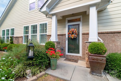 3720 Highland Castle Way