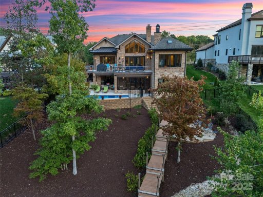 6032 Headlands Court, Belmont