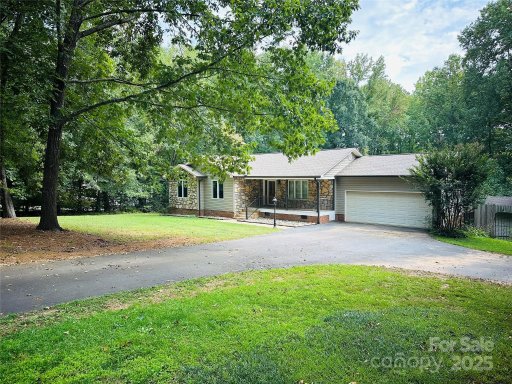 7536 Forest Oak Drive