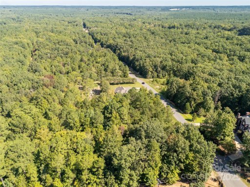 00 Greyfox Estates Road 25