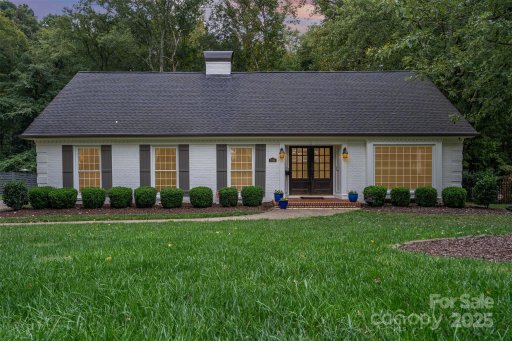 5744 Bellechasse Street