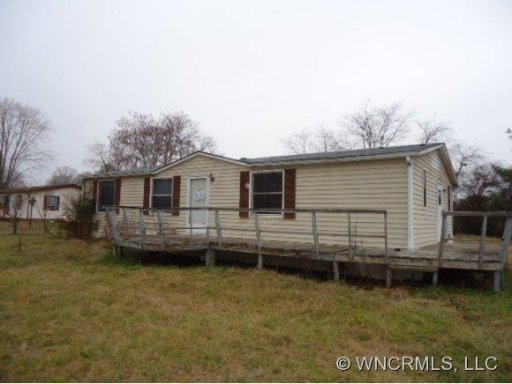 210 Leigh Anne Ln