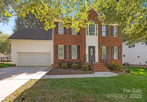 16920 Hampton Crossing Drive