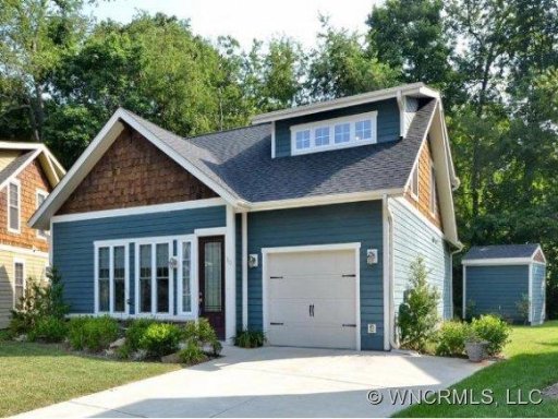 113 Fairview Oaks Lane