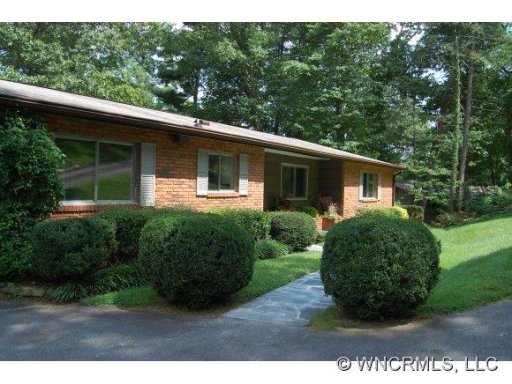 17 Beaverbrook Road