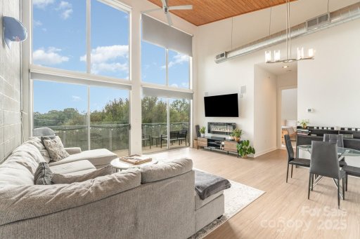 2116 Mcclintock Road 233