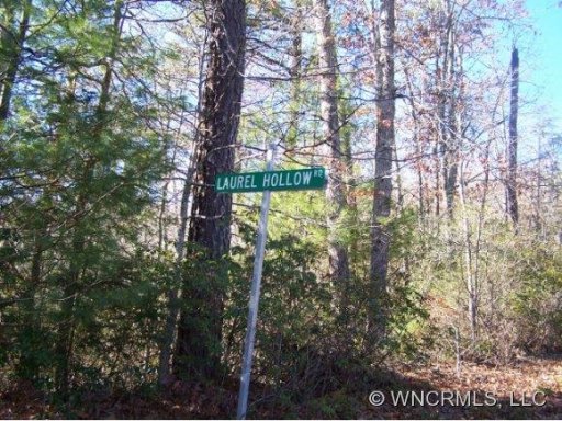 7 Laurel Hollow Road