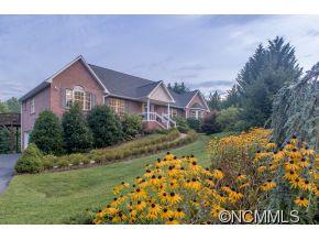 27 Fairway View Dr