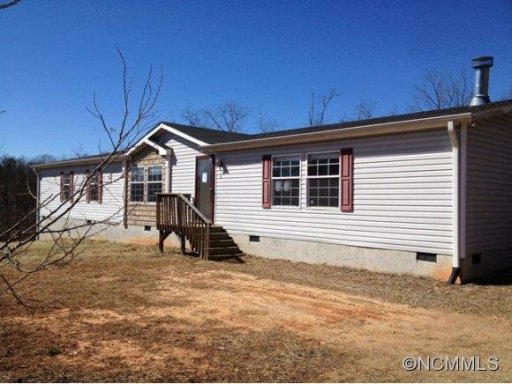 18 Evelyn Acres Drive