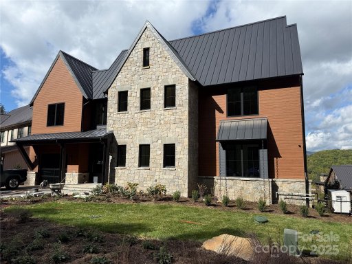 189 Lodestone Drive 422