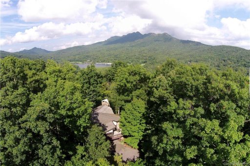 605 Chestnut Trail