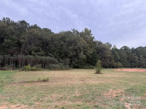 5015 Carolina North Drive 4