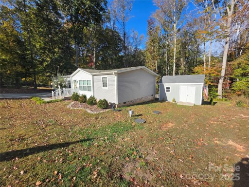 126 Tradewinds Court