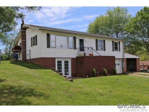 84 Candlelight Circle