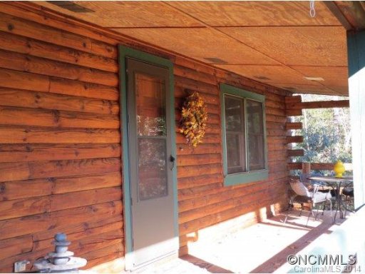 304 Acorn Lane