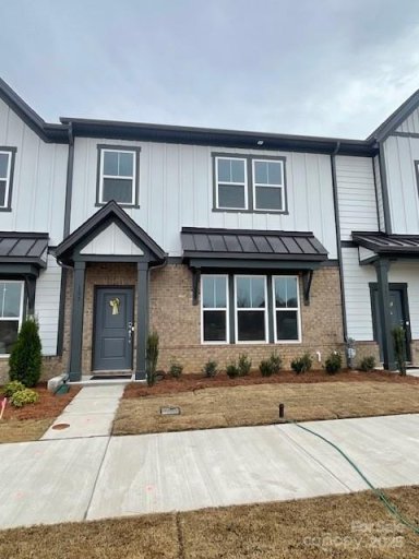 105 Silver Fleet Drive