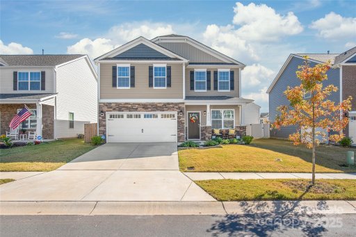 9233 Mackinaw Drive