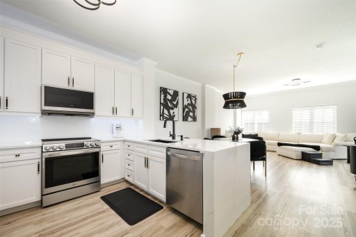 721 Governor Morrison Street 506