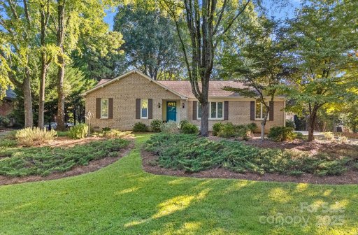 1622 Piccadilly Drive