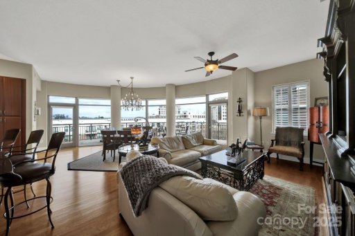 4620 Piedmont Row Drive 613