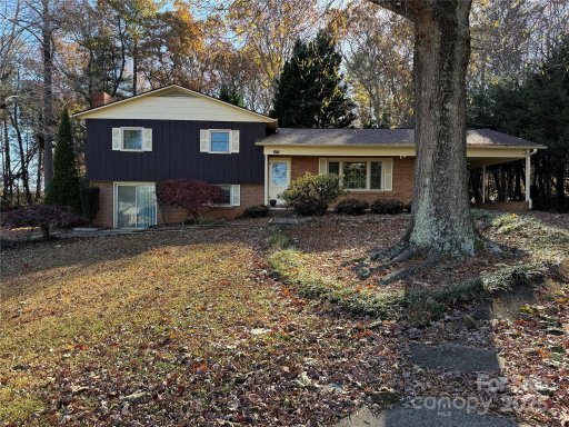 2665 Fairway Acres Circle