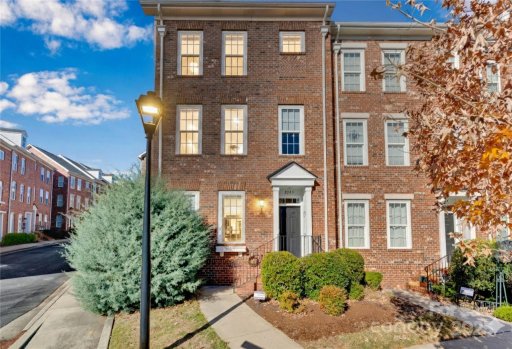 2305 Silver Crescent Drive