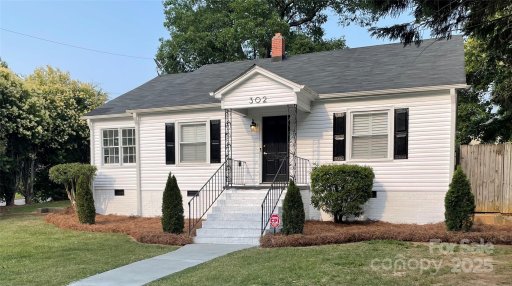 302 Johnson Street