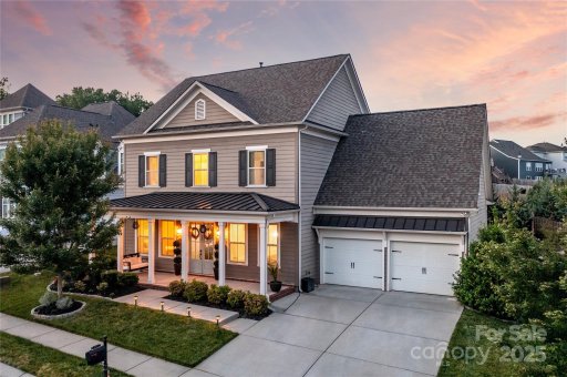 1005 Dunwoody Drive
