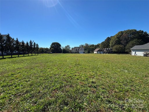 127 Donsdale Drive