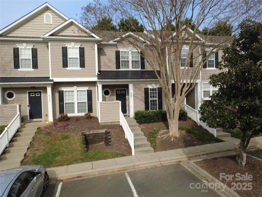 6331 Rhodins Lane