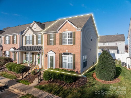 7937 Mariners Pointe Circle