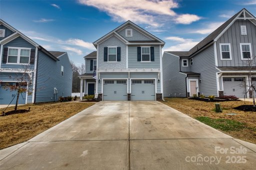 620 Candela Court
