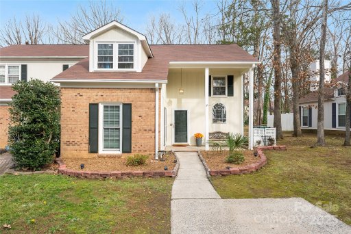 11121 Sevilla Court