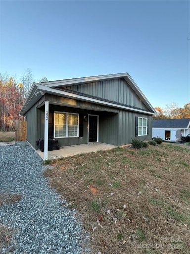 252 Walnut Road