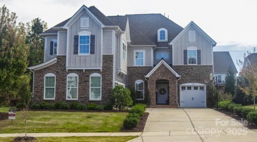 2889 Creekview Drive