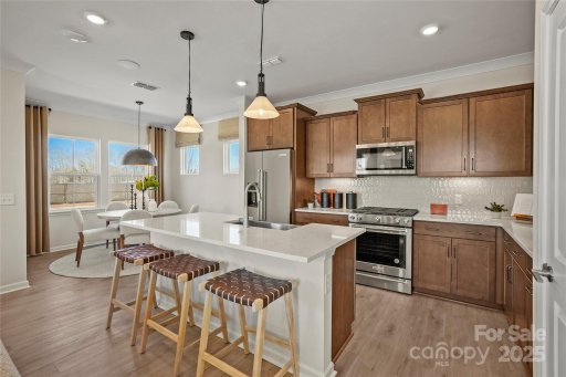 3608 Edisto Place
