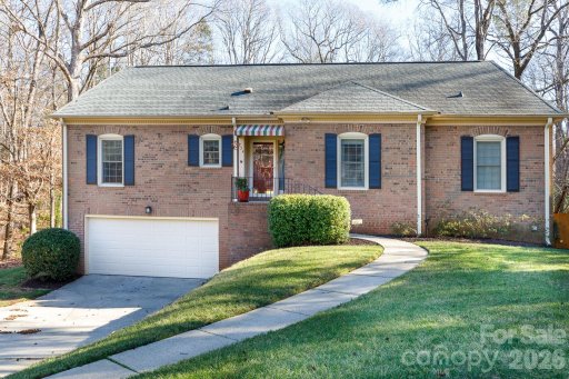 734 Charter Place