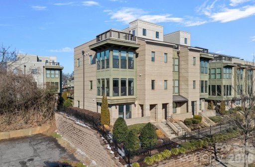 214 Wesley Heights Way